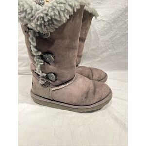 UGG Tall Bailey 3 Button Boots Suede Leather Sheepskin Trim Size 3 Gray